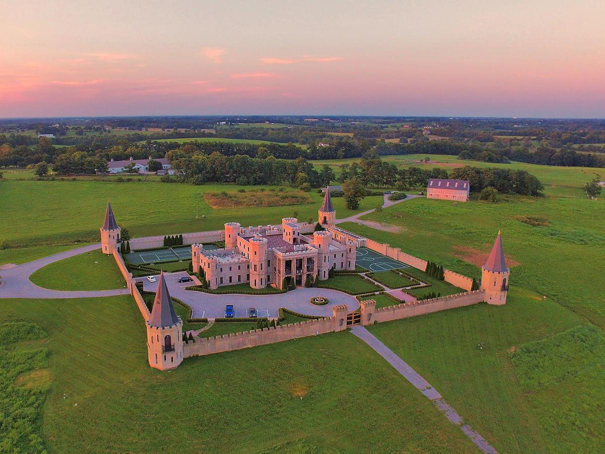 Kentucky Castle 호텔 베르사유 외부 사진